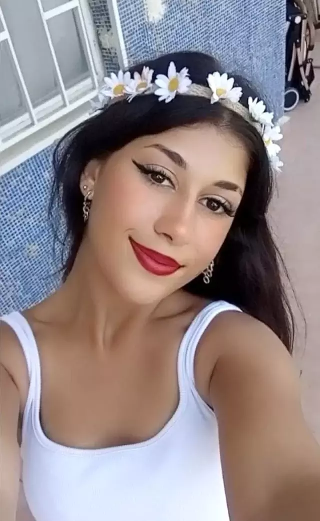 Pregnant Young Girl Shot by Her Fiancé