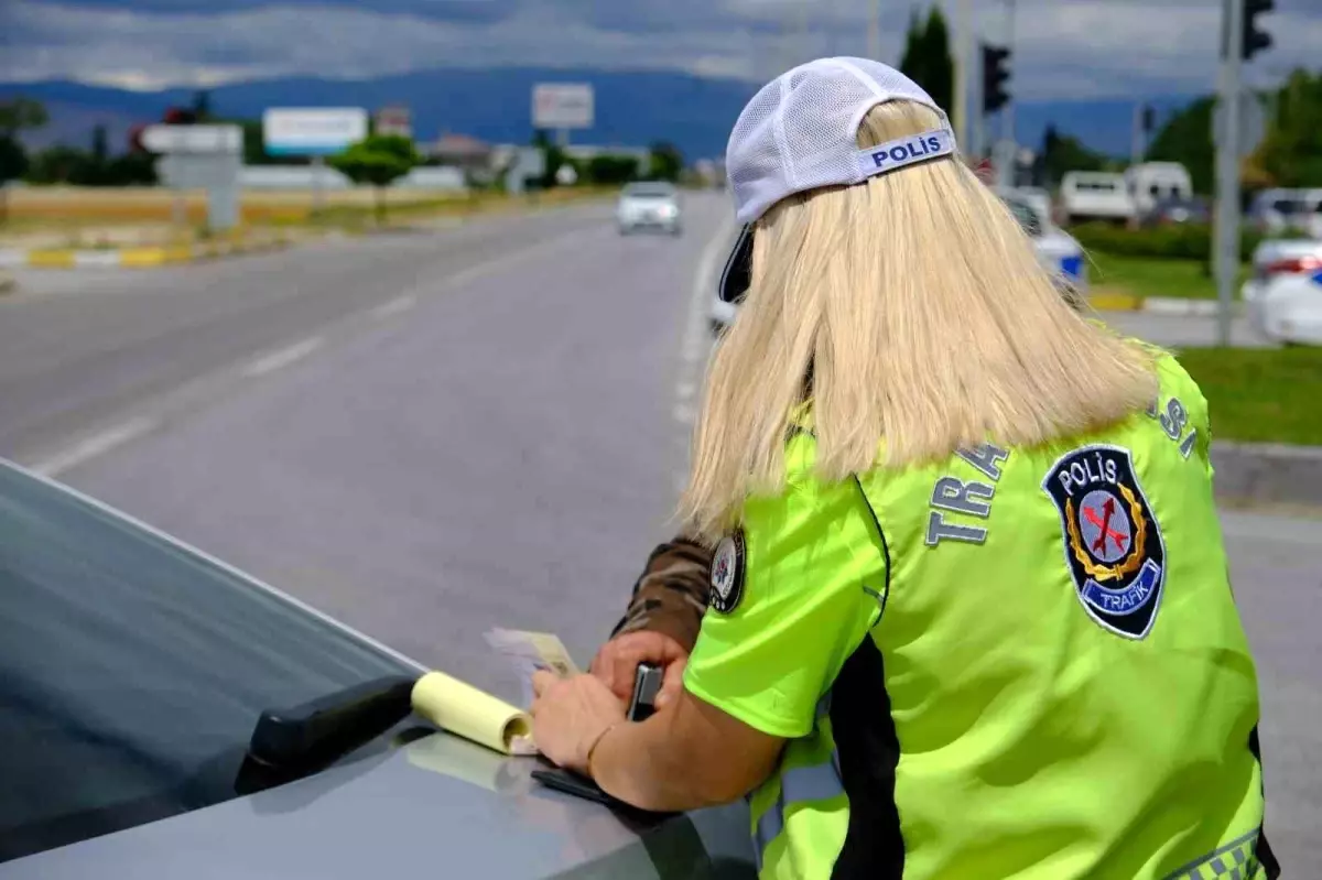 Erzincan'da Tehlikeli Motosiklet Sürüşleri Ceza Getiriyor