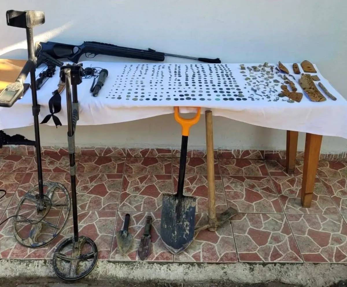 Tekirdağ'da Jandarmadan Uyuşturucu ve Tarihi Eşya Operasyonu