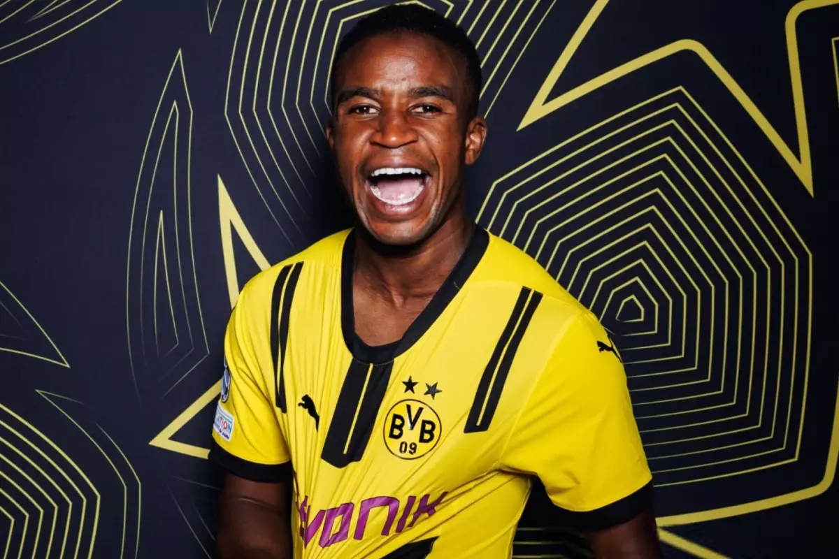 Youssoufa Moukoko, 8.5 milyon euro maaşı bırakıp Kopenhag'a imza atıyor
