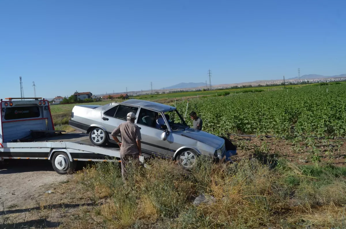 Aksaray'da Takla Atan Araçta 3 Yaralı