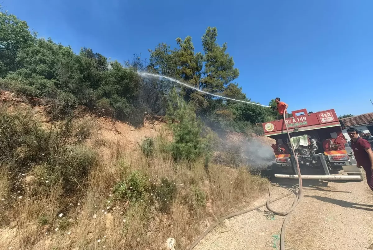 Antalya'da Orman Yangınları Kontrol Altında