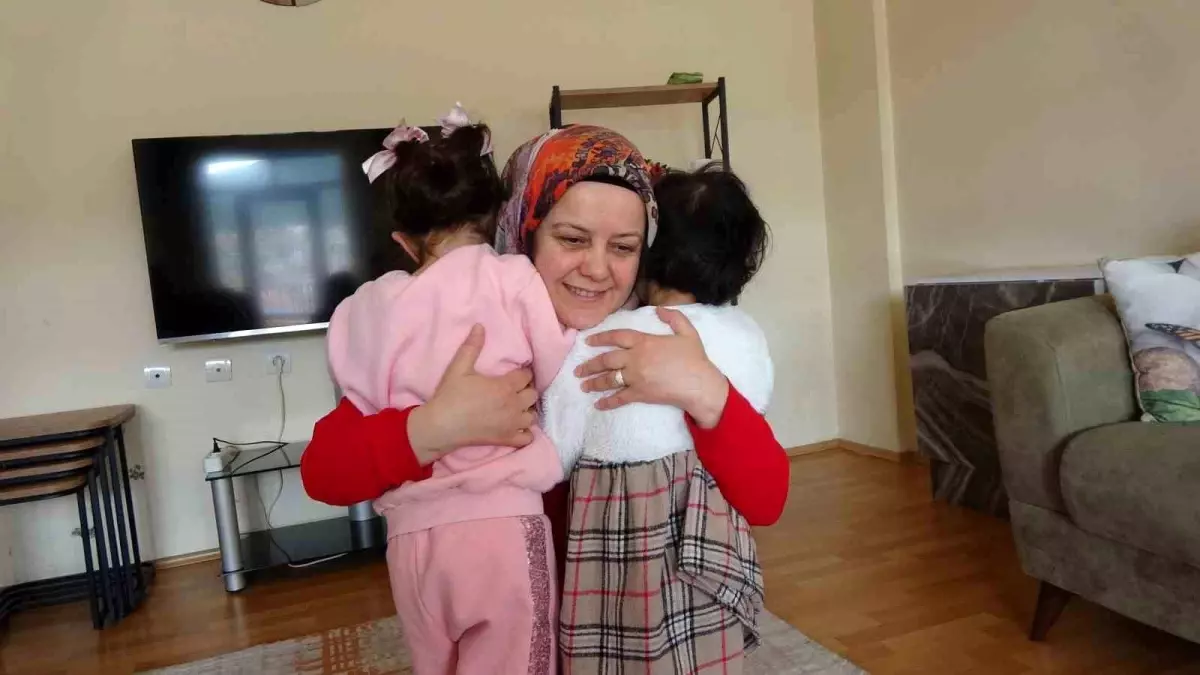 Yozgat'ta Koruyucu Aile Modeliyle 3 Kardeşin Hayatına Dokunan Polat Çifti