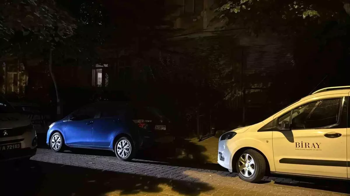 Alkol Uyarısı Kanlı Bitti: İki Kişi Silahla Yaralandı
