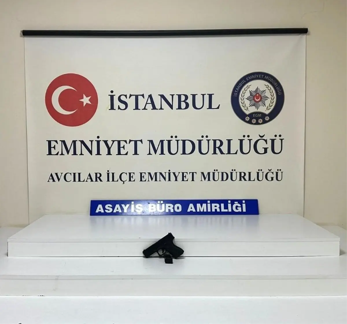 Avcılar'da Silahlı Kavga: İki Yaralı, Şüpheli Yakalandı