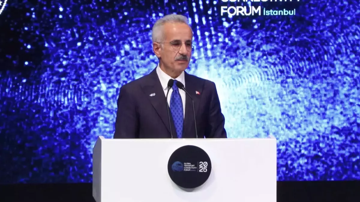 Bakan Uraloğlu: Basra Körfezi'ni ülkemize, ülkemizden de Avrupa'ya bağlıyoruz