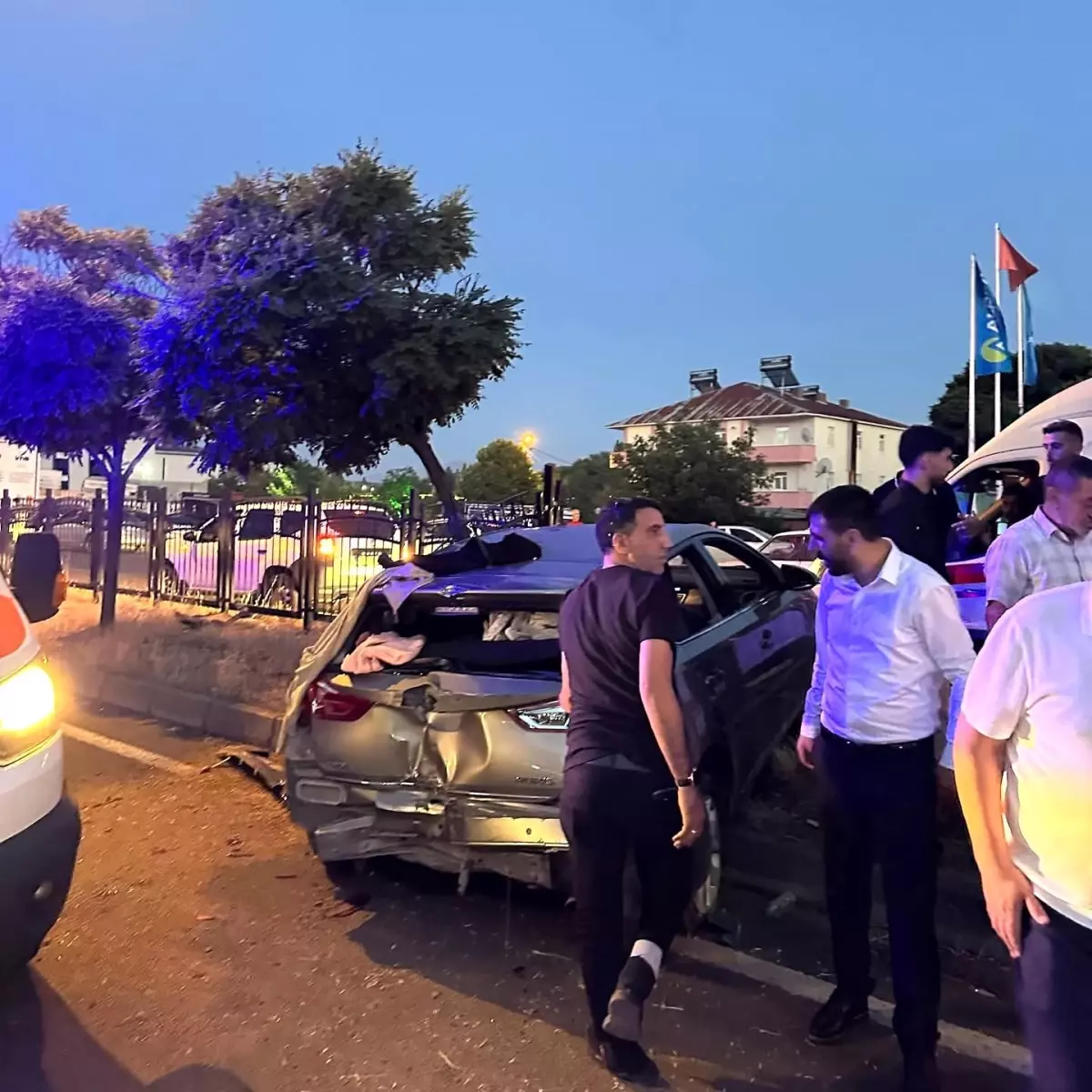 Bingöl'de Zincirleme Trafik Kazası: 5 Yaralı
