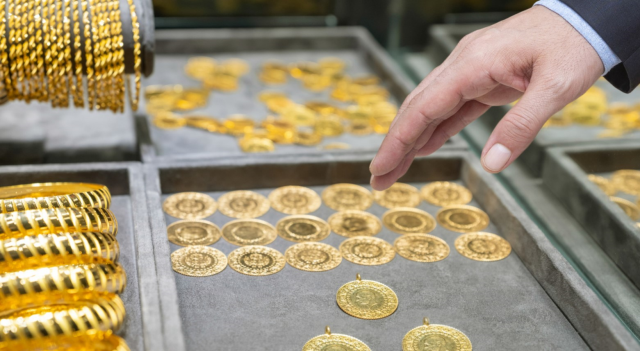 CUMHURİYET ALTINI NE KADAR SON DAKİKA | 27 Haziran Cuma bugün çeyrek altın, yarım, tam ve reşat altın ne kadar? Altında son durum ne? CUMHURİYET ALTINI NE KADAR SON DAKİKA | 27 Haziran Cuma bugün çeyrek altın, yarım, tam ve reşat altın ne kadar? Altında son durum ne?