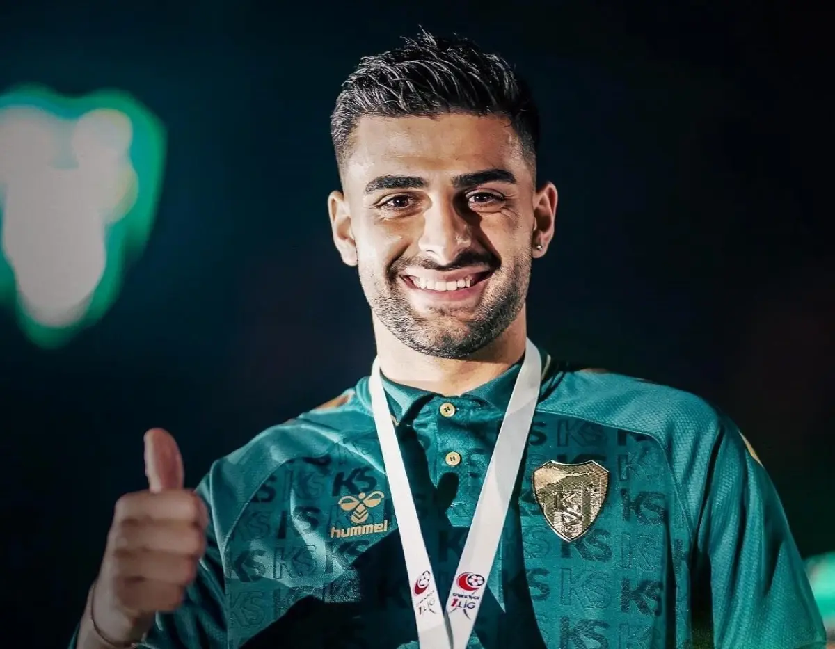 Kocaelispor, Daniel Agyei ile 2 Yıllık Sözleşme İmzaladı