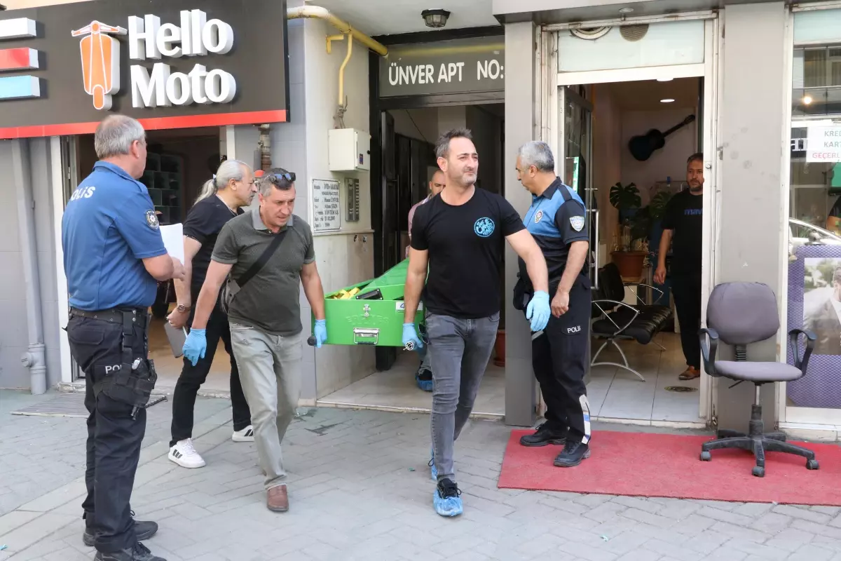 Diyabet Hastası Erman Gülcü, Eskişehir'de Evinde Ölü Bulundu