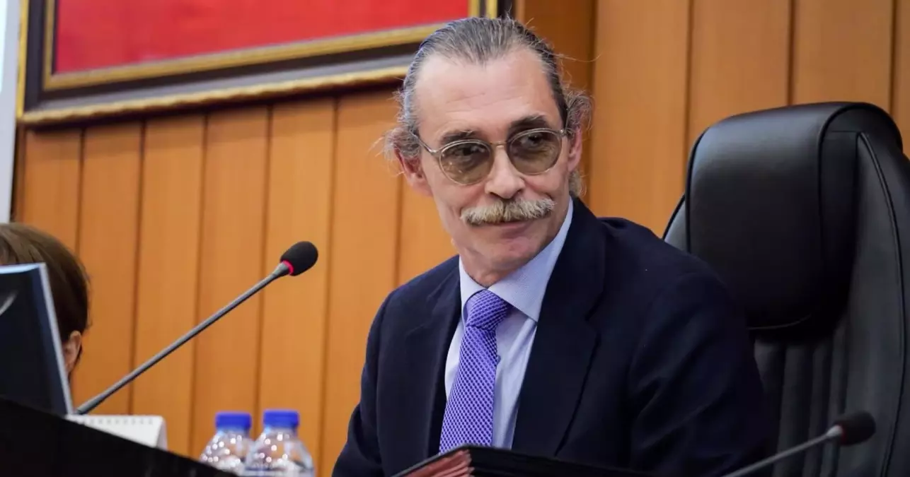Erdal Beşikçioğlu kimdir? Erdal Beşikçioğlu kaç yaşında, nereli?