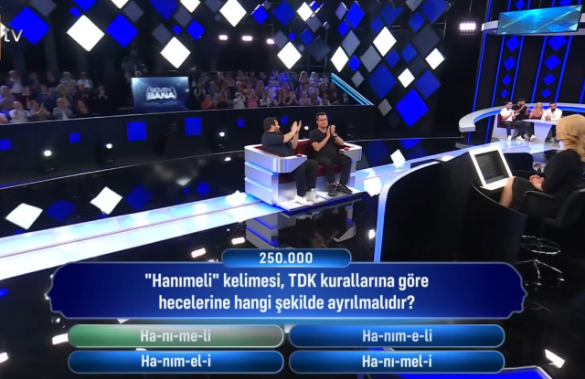 Hanımeli kelimesi TDK kurallarına göre hecelerine hangi şekilde ayrılmalıdır?