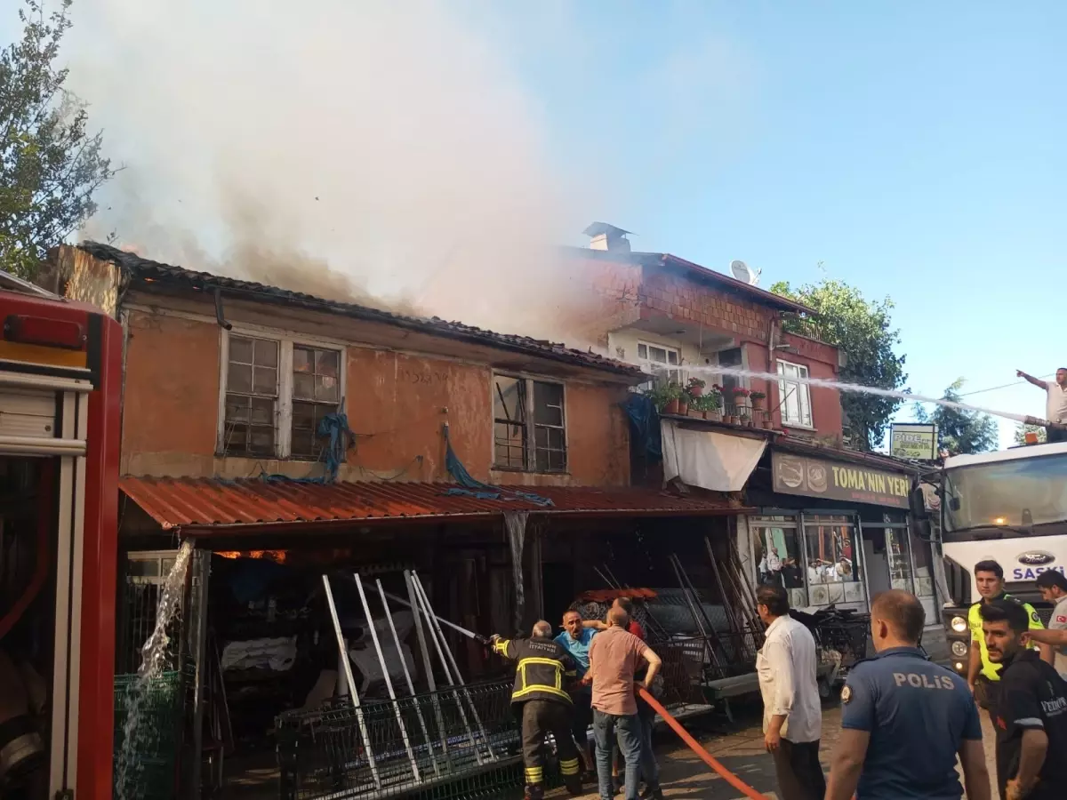 Vezirköprü'de Fırın Yangını Paniğe Neden Oldu