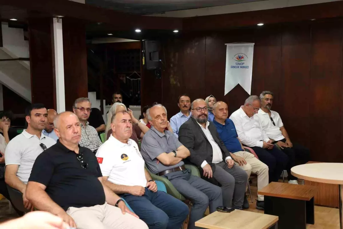 Sinop'ta İklim Değişikliği ve Balıkçılık Konulu Bilim Kafe Etkinliği Gerçekleştirildi