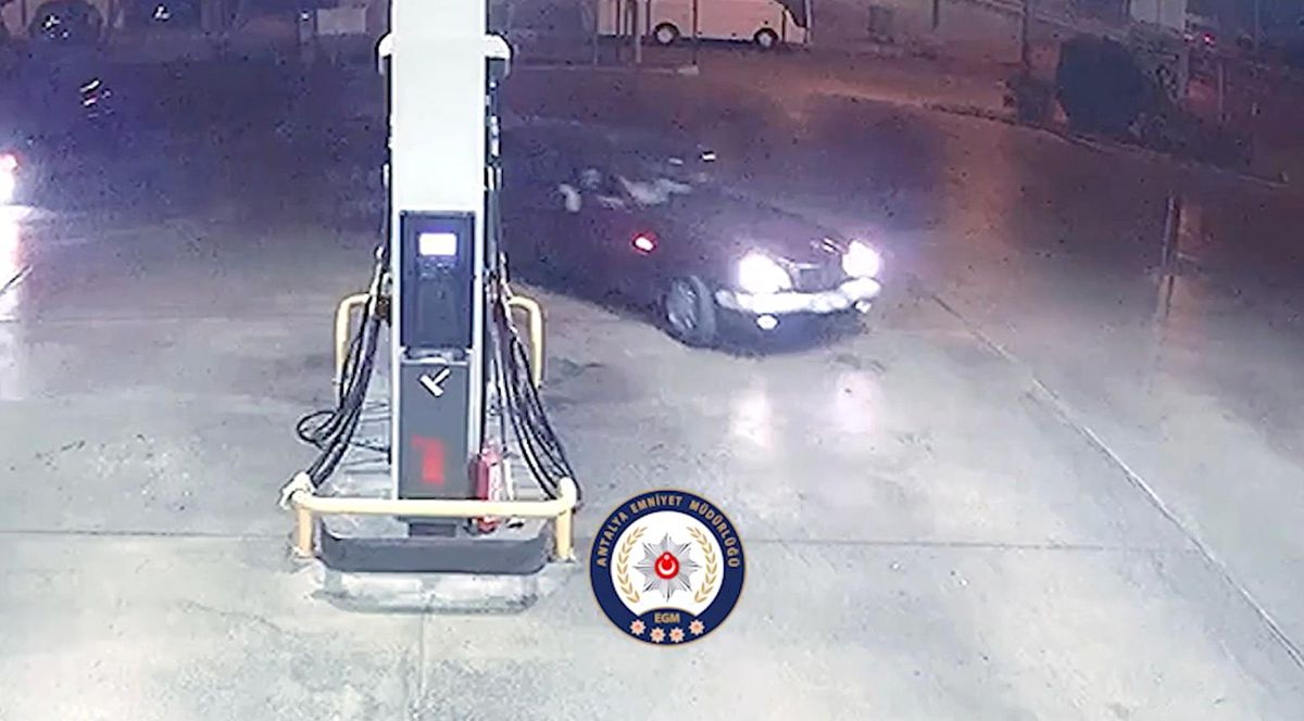 Antalya'da Trafik İhlalleri Sonrası Üç Sürücüye Ceza