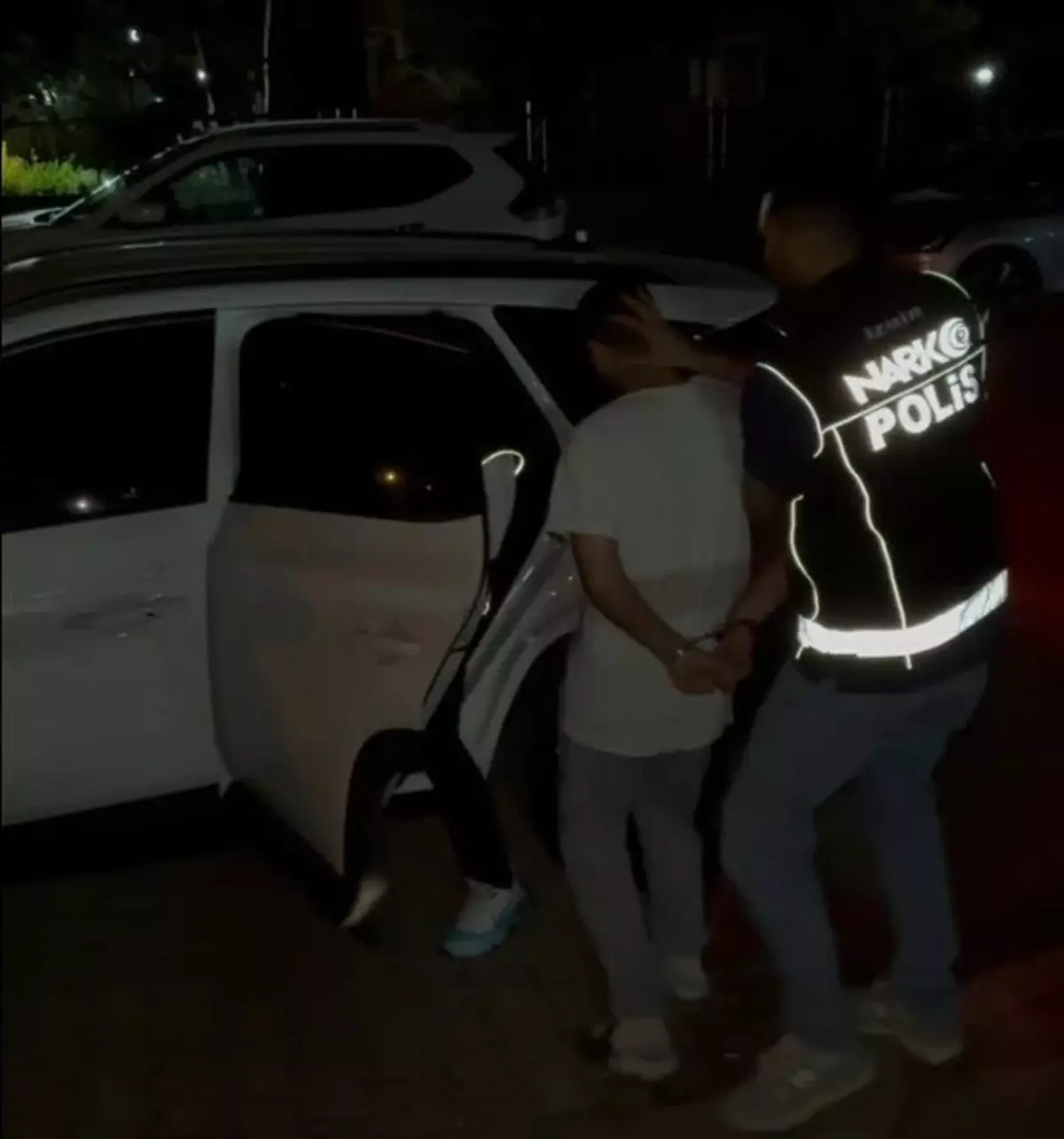 Sosyal Medyada Uyuşturucu Özendireni Gözaltına Alındı