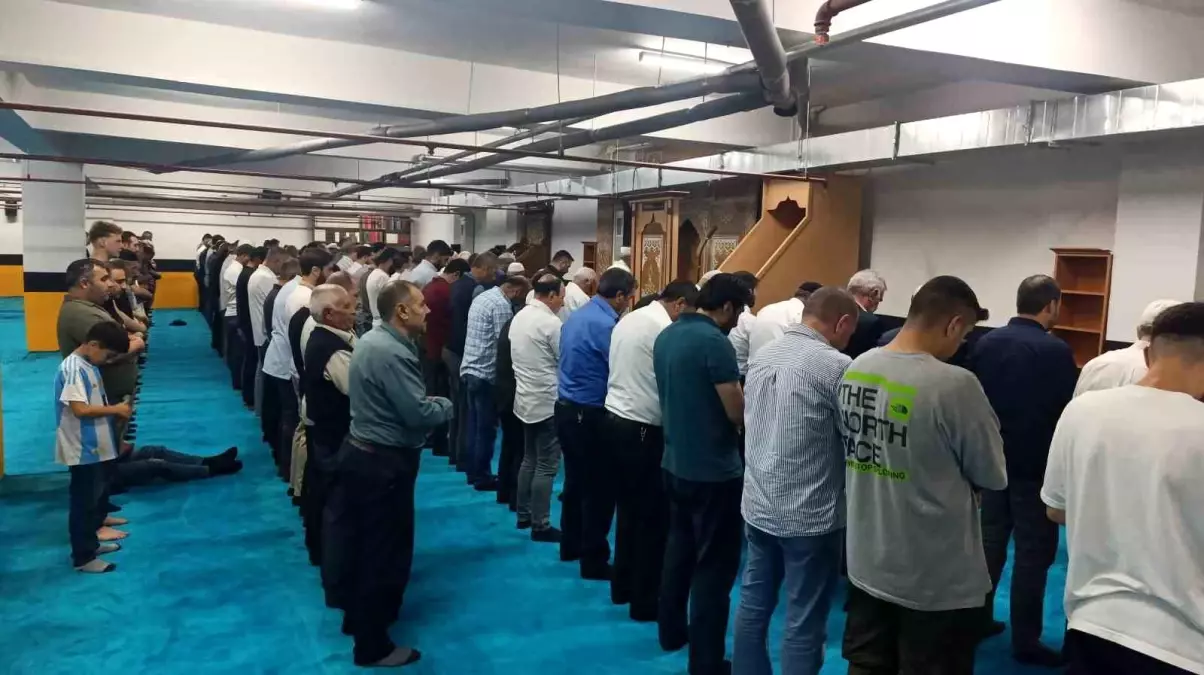Hazreti Ömer Camii Yıkım Çalışmaları Devam Ediyor