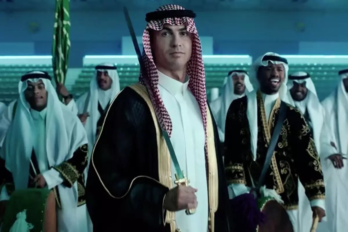 Yeni sözleşmeyi imzaladı! Ronaldo dakikada 36 bin TL kazanacak