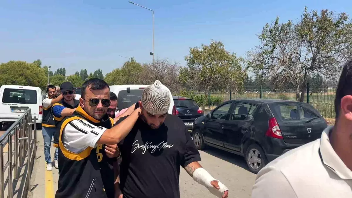 Adana'da Muhtara Saldırı: 3 Şüpheli Tutuklandı