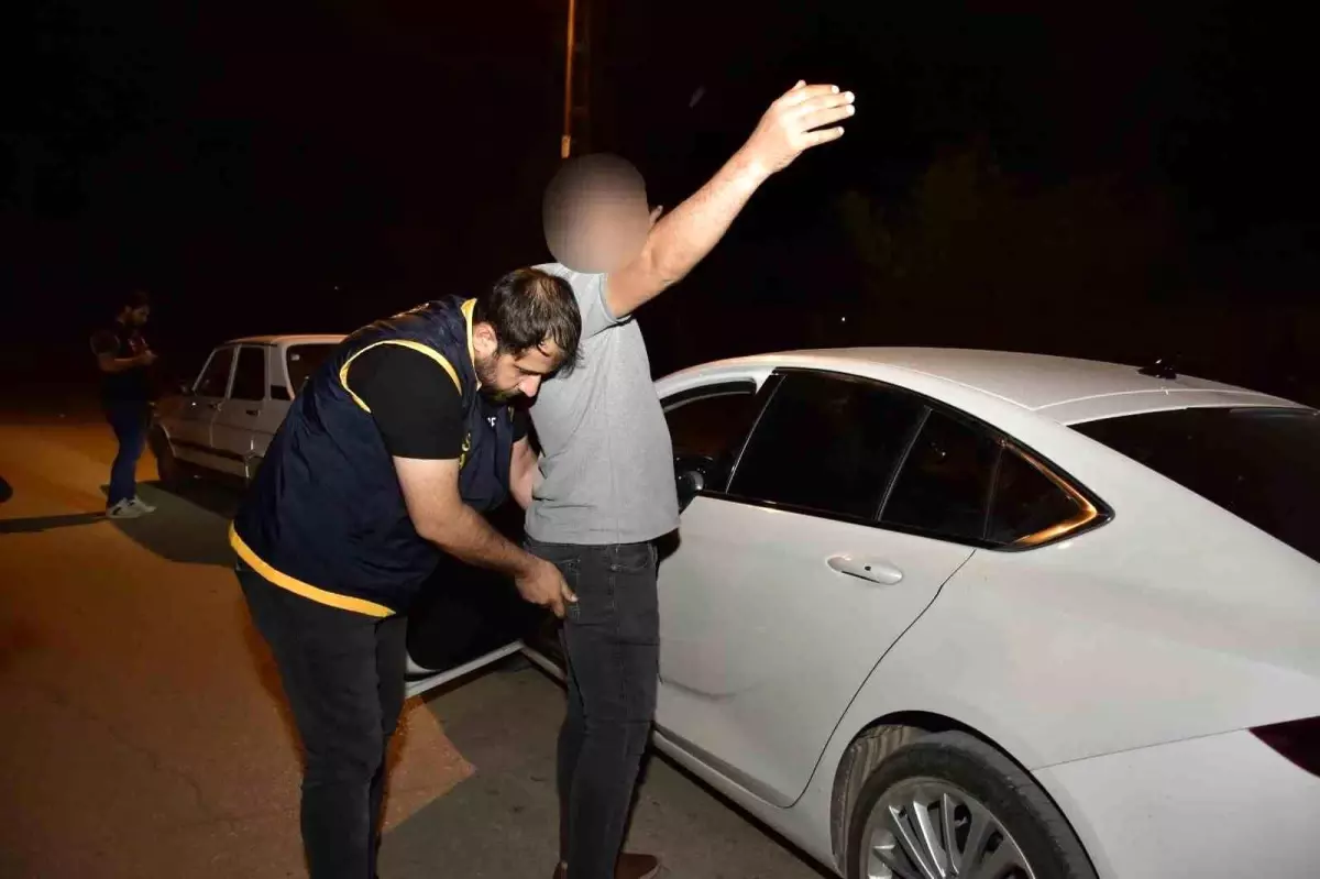 Adıyaman'da 'Huzurlu Sokaklar' Uygulaması Gerçekleştirildi