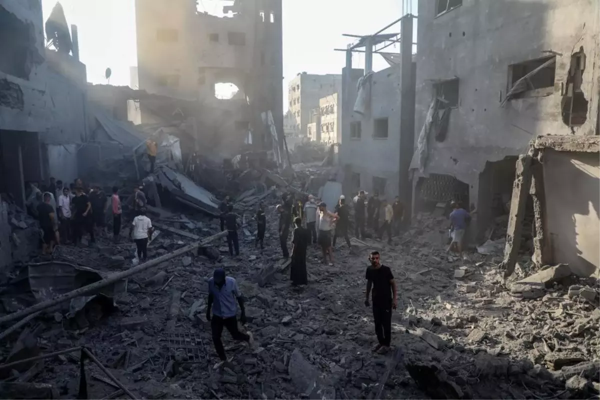 İsrail'in Gazze'ye Düzenlediği Saldırılar: 40 Filistinli Hayatını Kaybetti