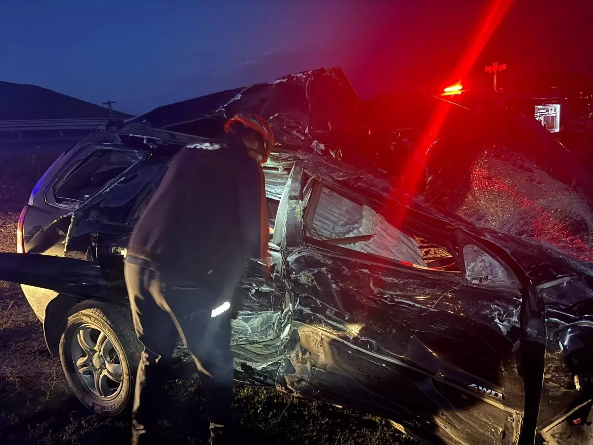 Ardahan'da TIR ve Cip Çarpıştı: 2 Ölü, 2 Yaralı