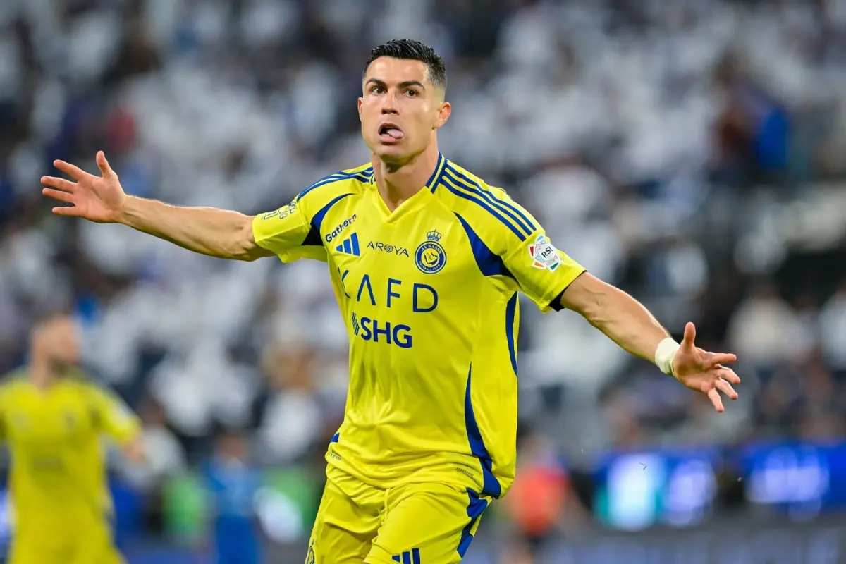 Cristiano Ronaldo, Fenerbahçeli eski hocanın Al Nassr'a getirilmesi için talimat verdi
