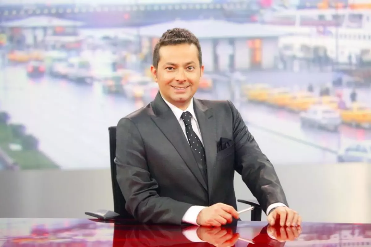 Gazeteci İrfan Değirmenci Kadıköy'de gözaltına alındı