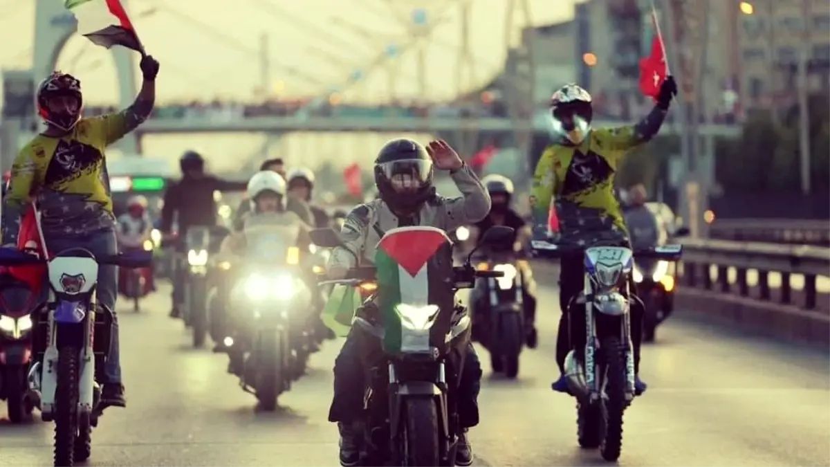 Kayseri'de Motosiklet Sürücülerinden Filistin ve Doğu Türkistan için Anlamlı Konvoy