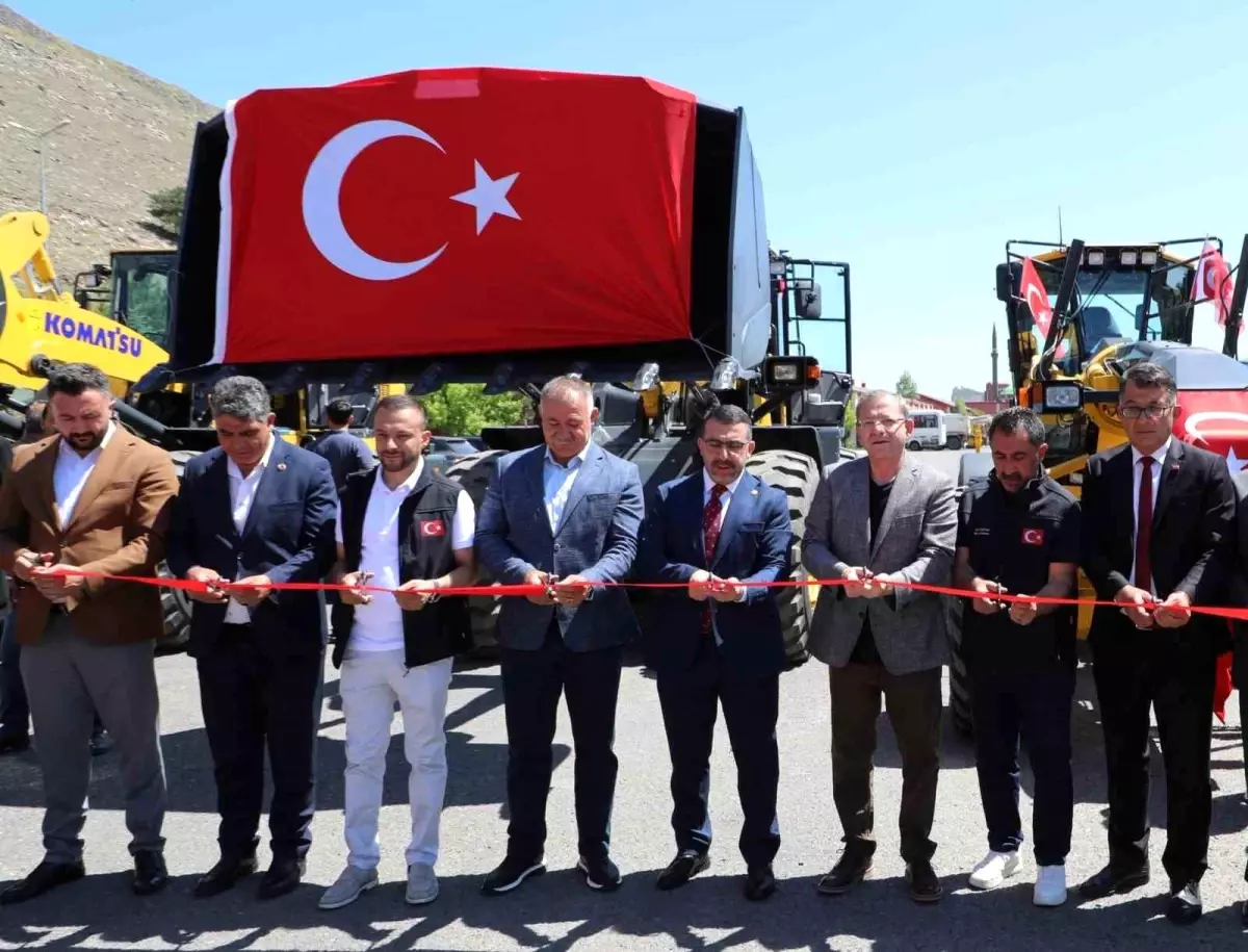 Kars İl Özel İdaresi'ne Yeni Araç ve İş Makineleri Kazandırıldı