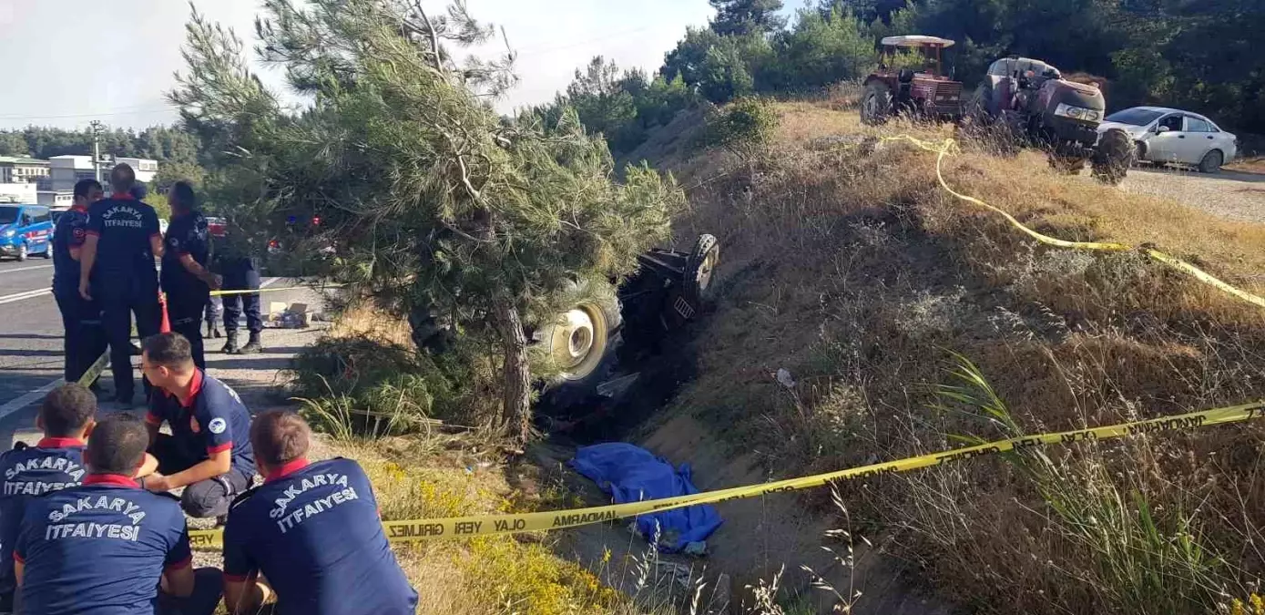 Sakarya'da Traktör Devrildi: 3 Çocuk Annesi Kadın Hayatını Kaybetti