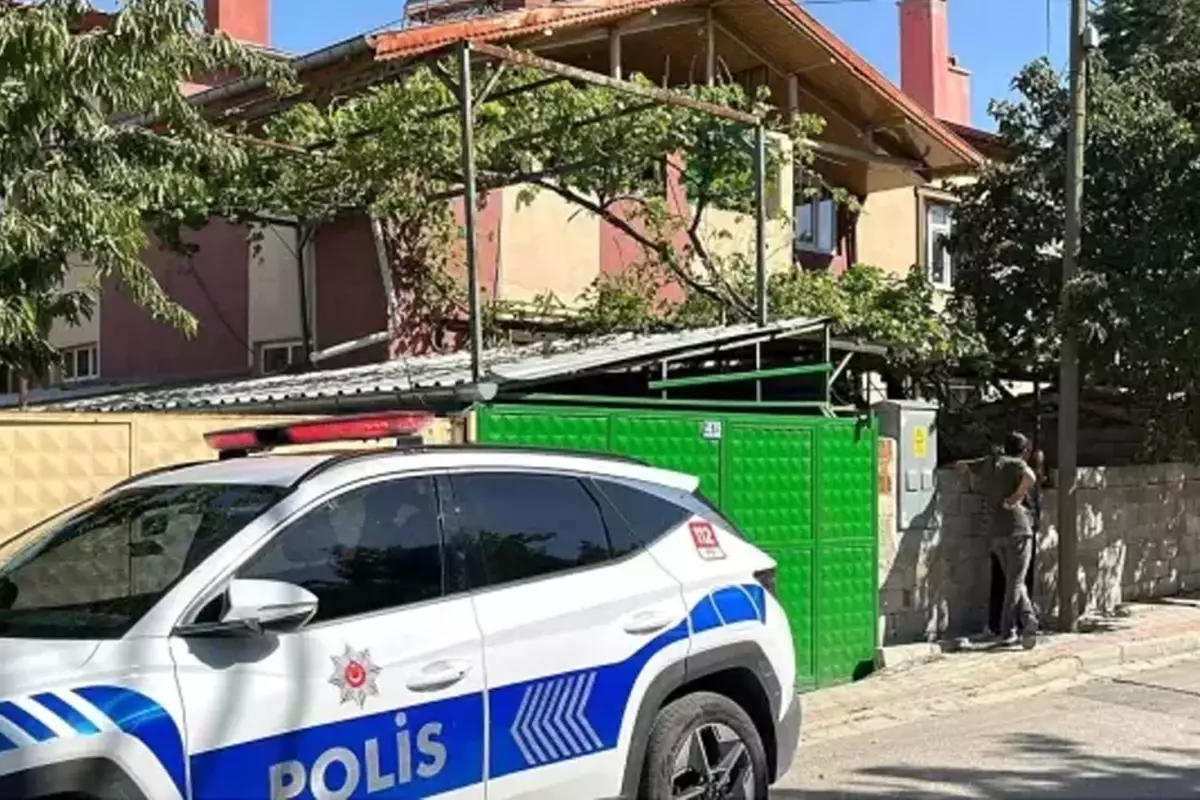 Konya'da anne ve ablasını bıçaklayan şahıs, kendini de yaraladı