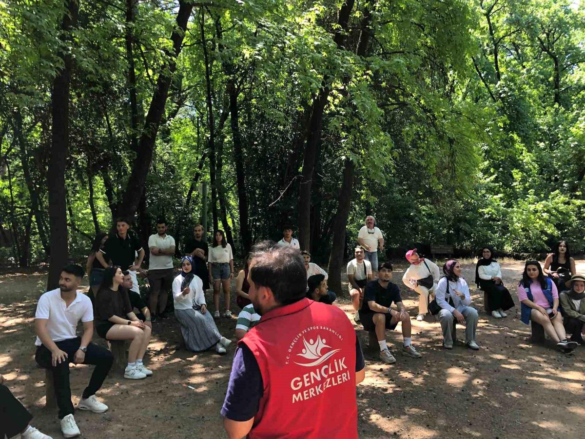Gençler Doğa Eğitimi ve Çevre Farkındalığı Etkinliğinde Buluştu