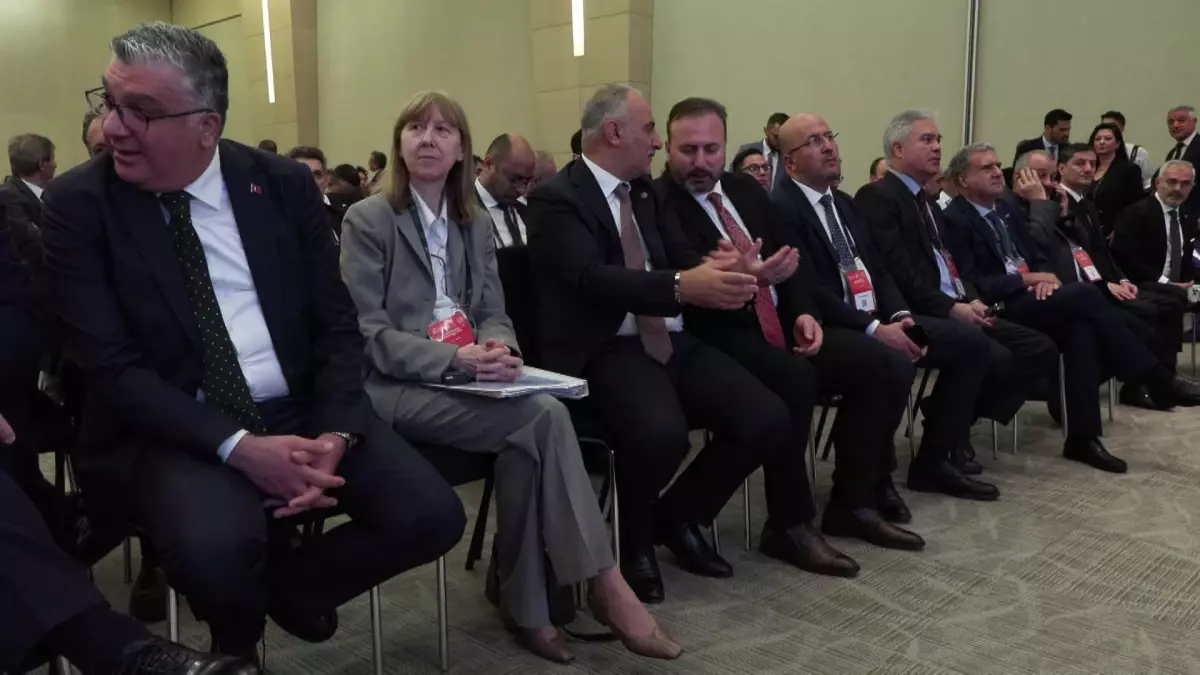 Bakan Uraloğlu: Sadece haberleşme ve ulaştırmada 300 milyar dolarlık yatırım yaptık