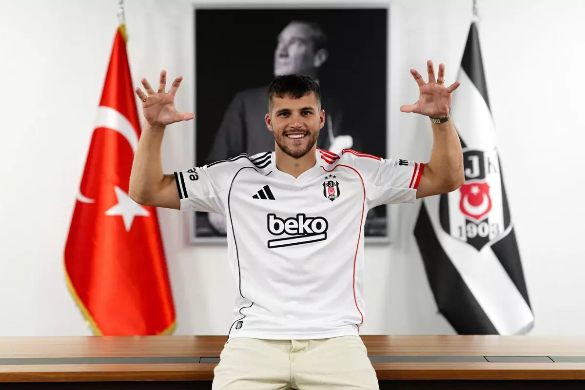 Beşiktaş, David Jurasek'i kadrosuna kattığını açıkladı