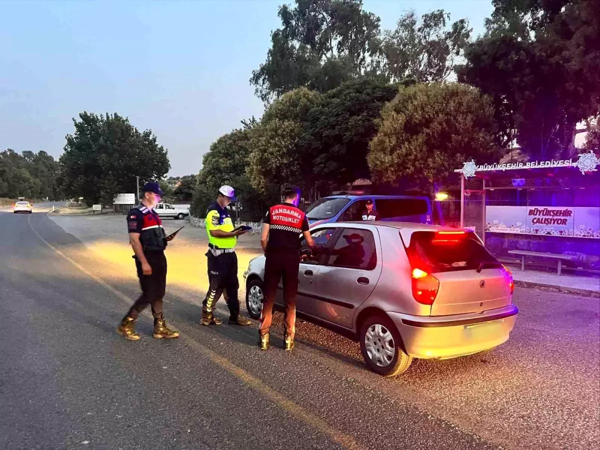 Aydın'da Jandarma ile Şok Yol ve Asayiş Uygulaması