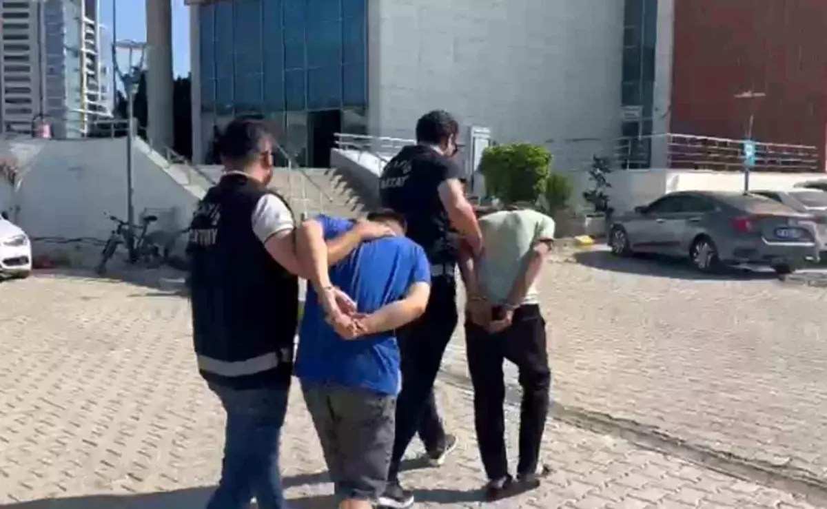 Hatay'da Hırsızlık Suçlarından Aranan 3 Kişi Yakalandı