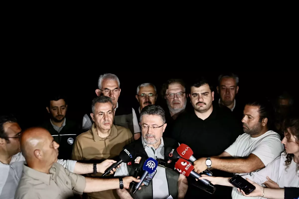 İzmir'de 2 ayrı noktada orman yangını (7)