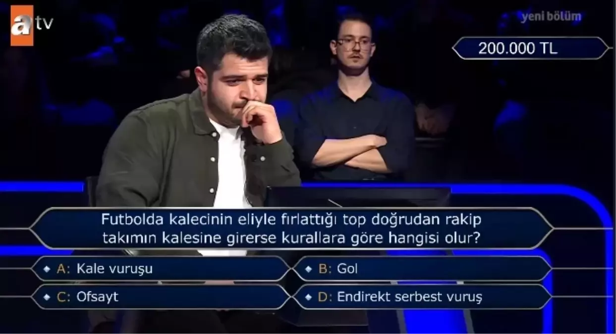 Kalecinin eliyle fırlattığı top gol olursa ne olur, kaleden kaleye gol olur mu?