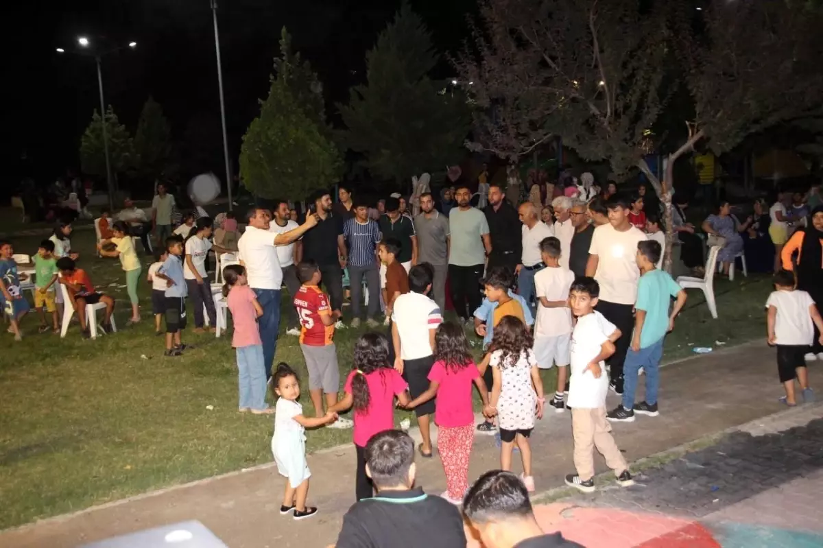 Ceylanpınar'da Mahalle Muhtarından Keyifli Park Etkinliği