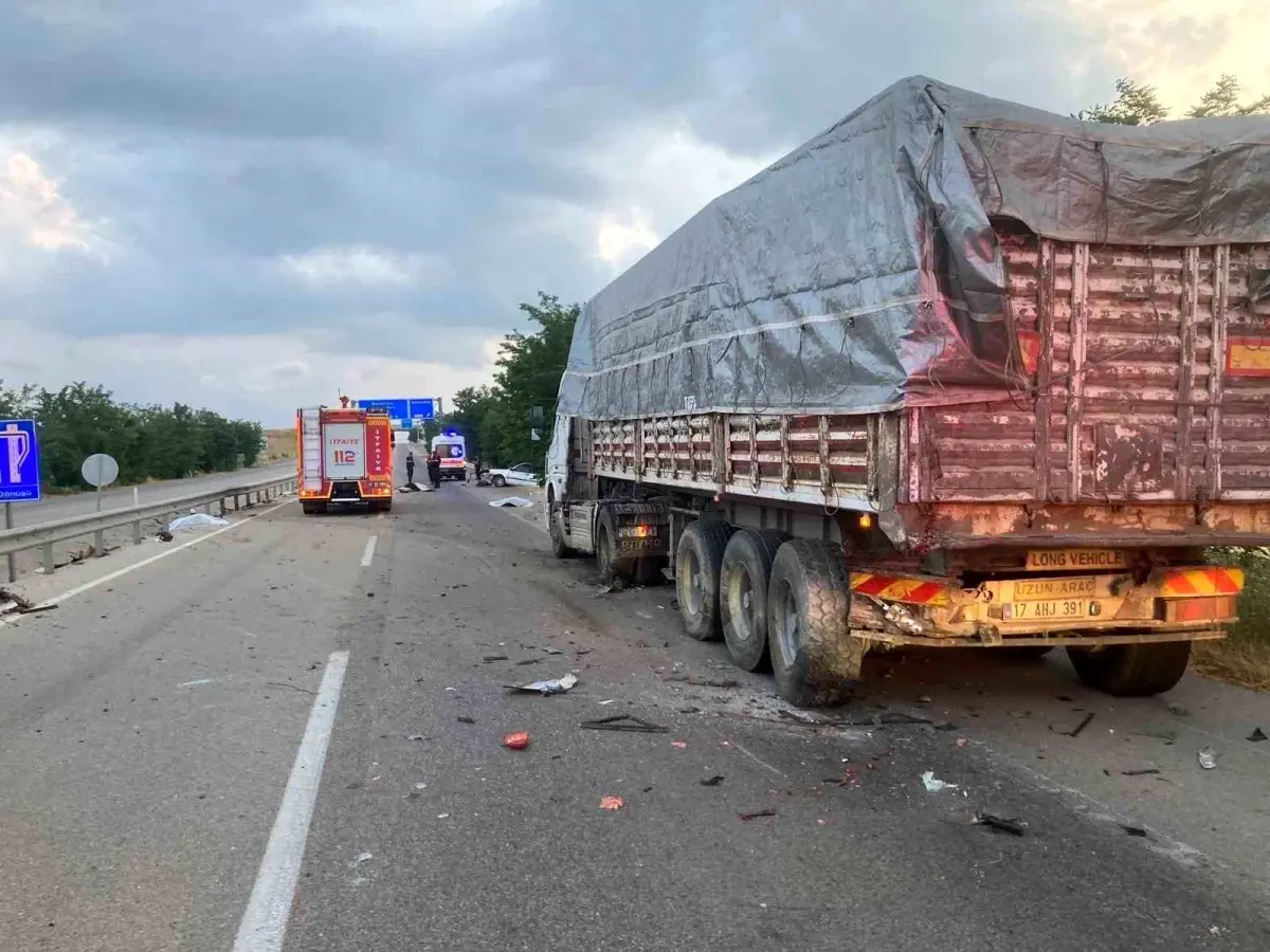 Balıkesir'de Trafik Kazasında Ölü Sayısı Dörde Yükseldi