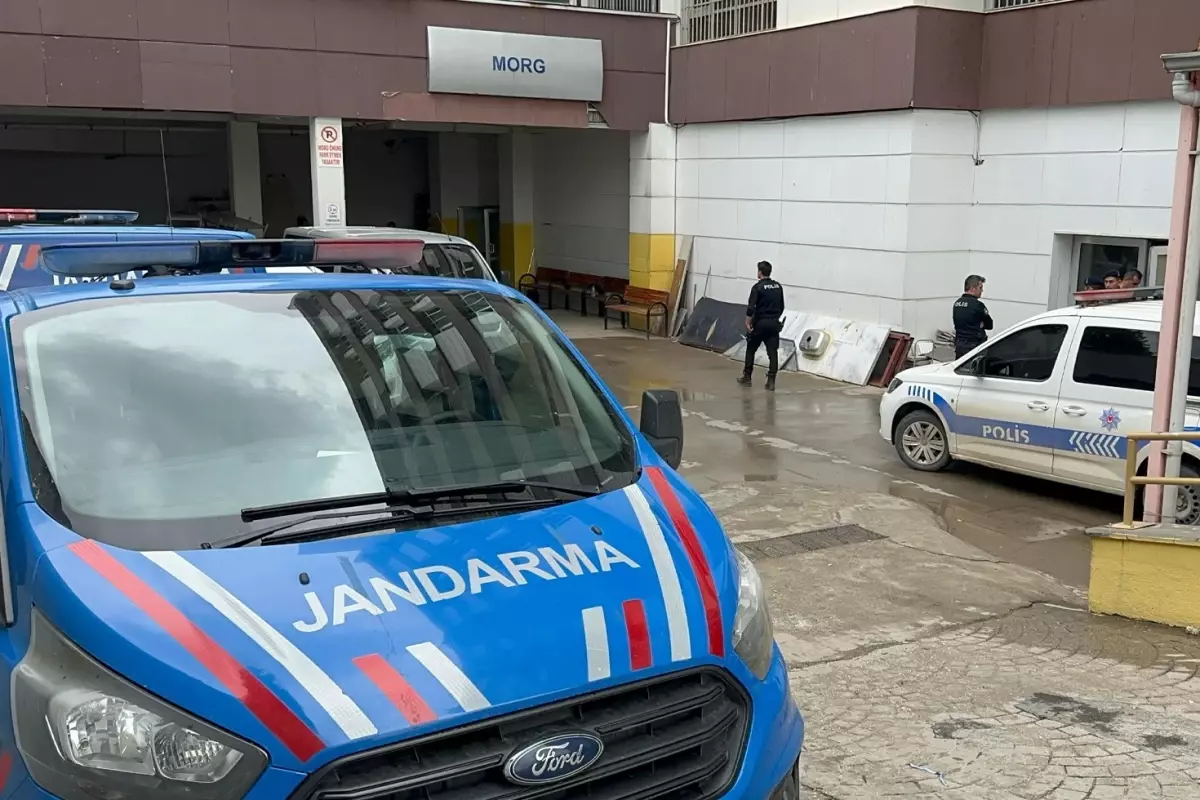 Torununun canını kurtarmak isterken boğularak hayatını kaybetti
