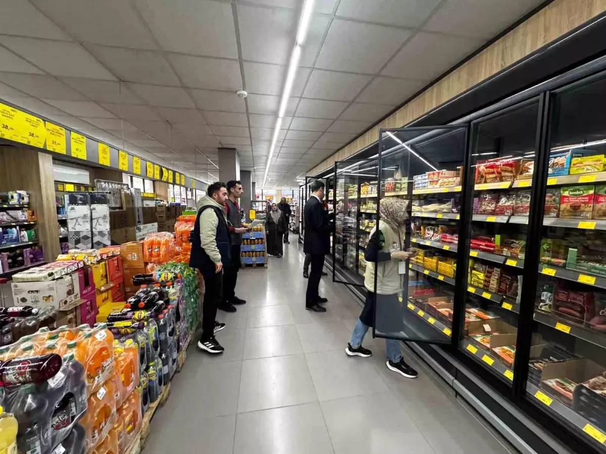 Ağrı'da Gıda Denetimleri: 2 Bin 80 İşletme Kontrol Edildi