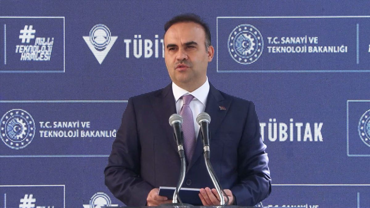Bakan Kacır: Türkiye'yi yapay zeka devrimine liderlik eden ülkelerden biri haline getireceğiz
