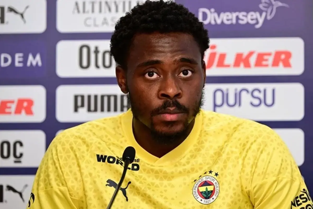 Beşiktaş'a transferini babası bozmuştu! Osayi'nin yeni takımını duyurdular