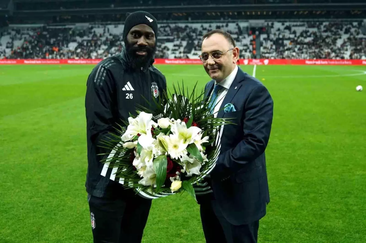 Beşiktaş, Arthur Masuaku ile Yollarını Ayırdı