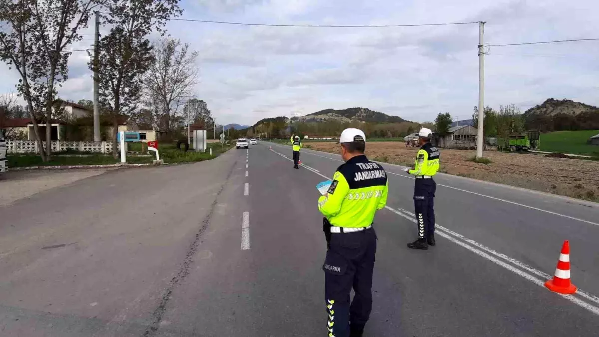 Bolu'da Trafik Denetimlerinde Kural İhlalleri Artış Gösterdi