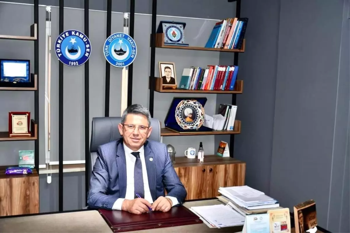 Camiler Kutsal Mekanlardır, Saygı Gösterilmelidir!