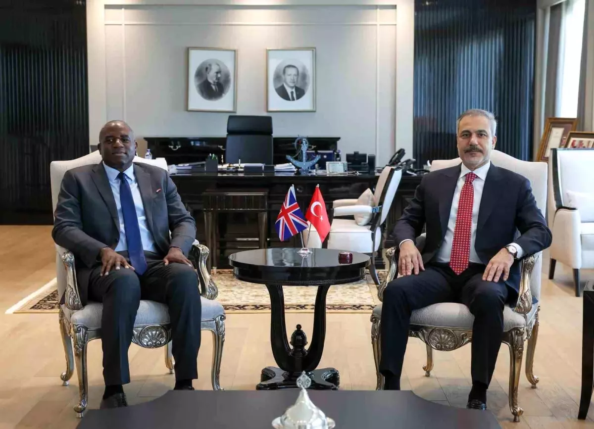 Dışişleri Bakanı Hakan Fidan, Birleşik Krallık Dışişleri Bakanı Lammy ile Görüştü