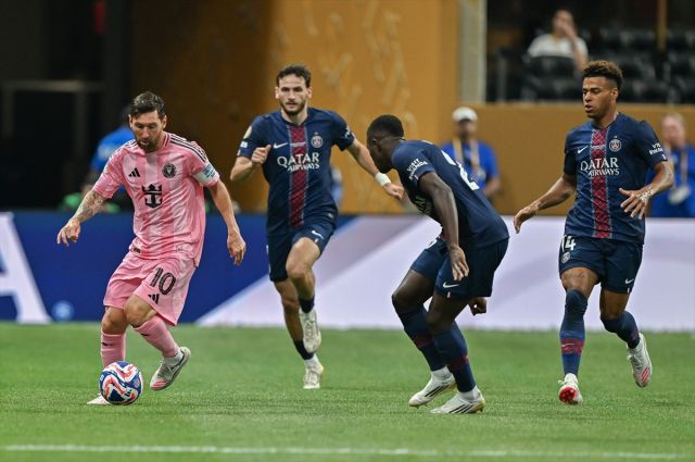 A cold shower for Messi from his former team! He was taken by surprise